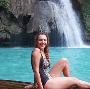 Meet your Posher, Isabella